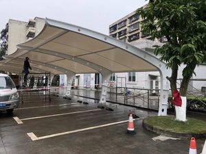 宜賓五糧液汽車棚
